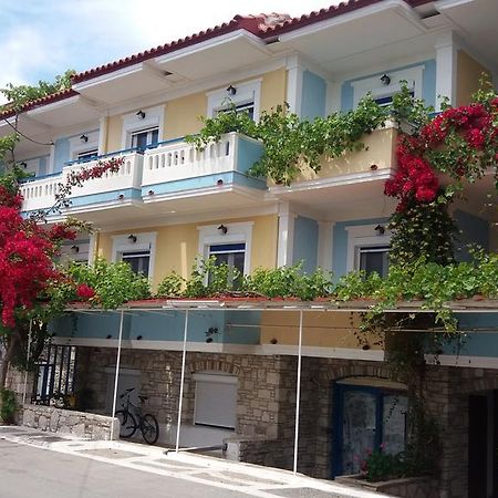איריון Paris Beach Hotel מראה חיצוני תמונה