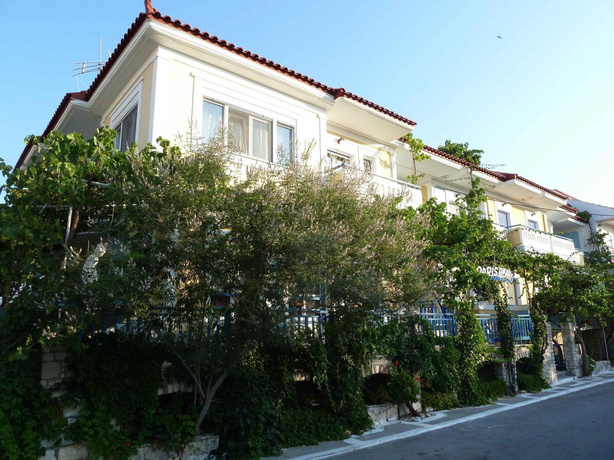 איריון Paris Beach Hotel מראה חיצוני תמונה