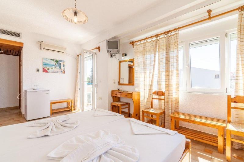 איריון Paris Beach Hotel מראה חיצוני תמונה